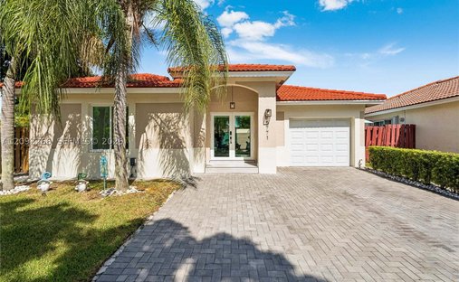 House in Doral, Florida, United States 1