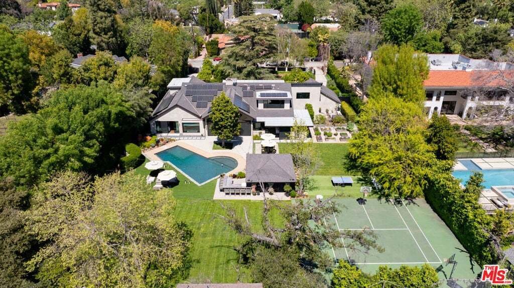 House in Los Angeles, California, United States 1 - 18925008