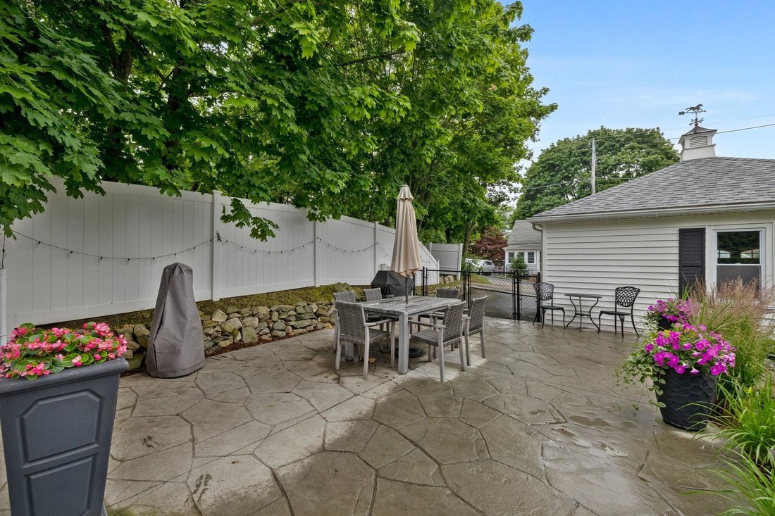 House in Peabody, Massachusetts, United States 4 - 18926760