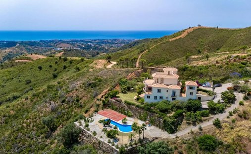 Villa en Estepona, Andalucía, España 1