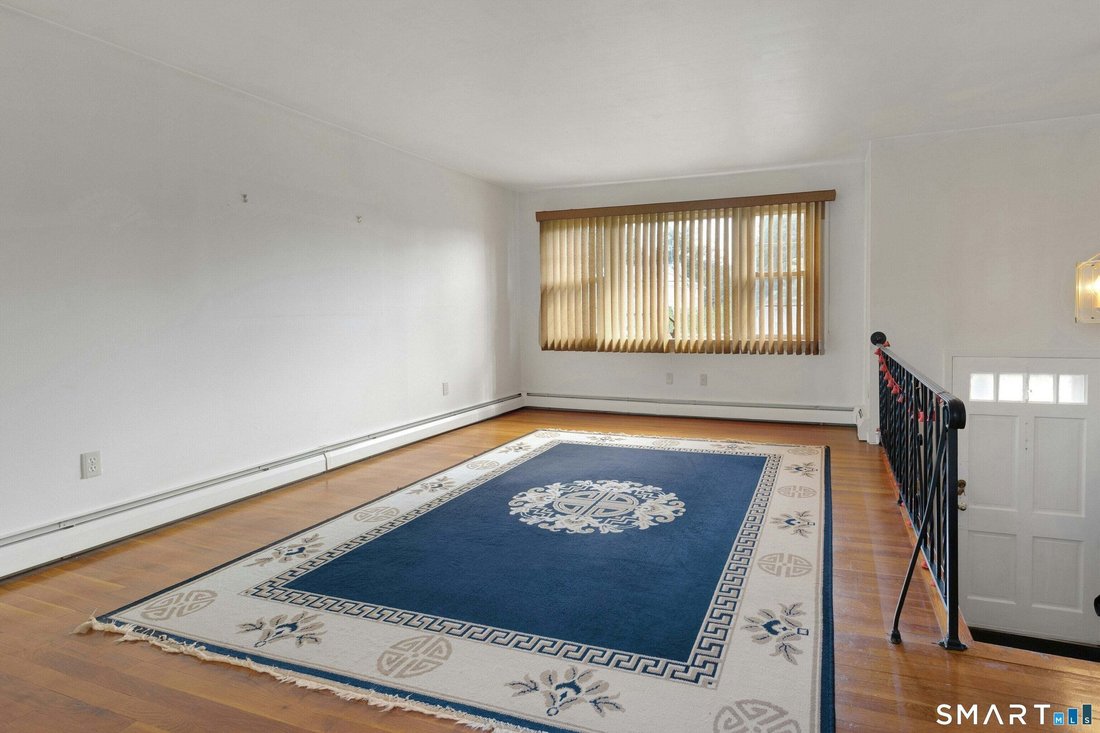 Townhouse in Stamford, Connecticut, United States 4 - 18925554