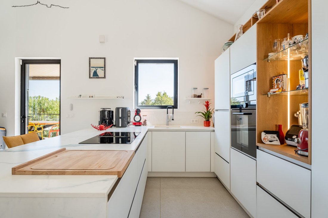 Villa in La Valentine, Marseille, Provence-Alpes-Côte d'Azur 5 - 18930025