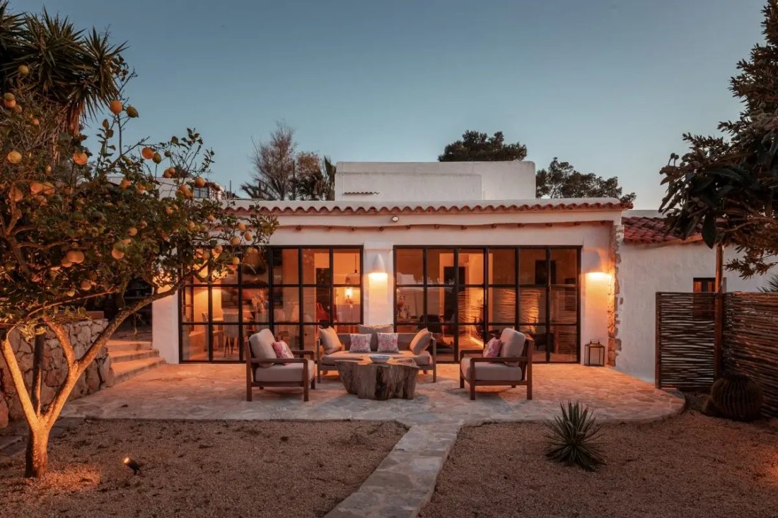 Finca in Sant Antoni de Portmany, Balearic Islands, Spain 3 - 18926310