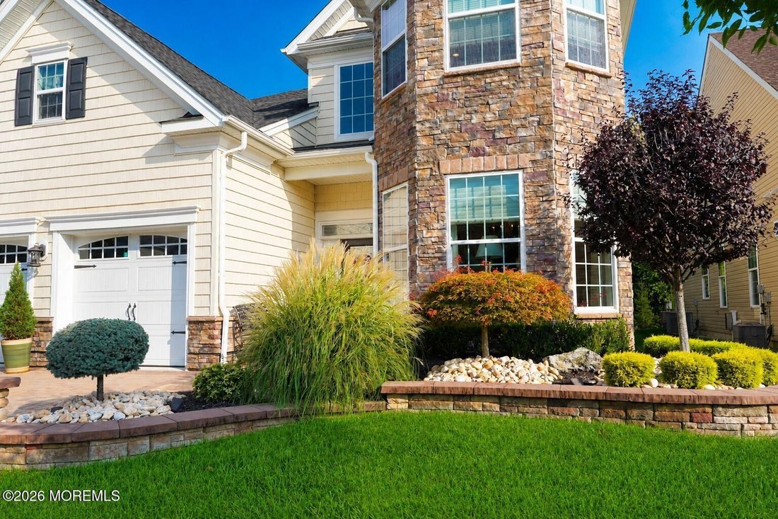 Condo in Tinton Falls, New Jersey, United States 3 - 18924890
