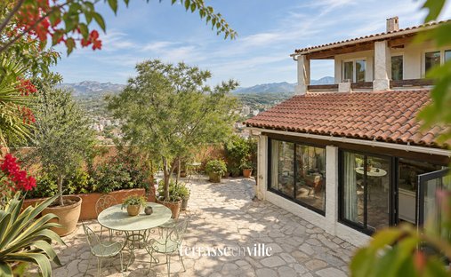 House in La Barasse, Marseille, Provence-Alpes-Côte d'Azur 1