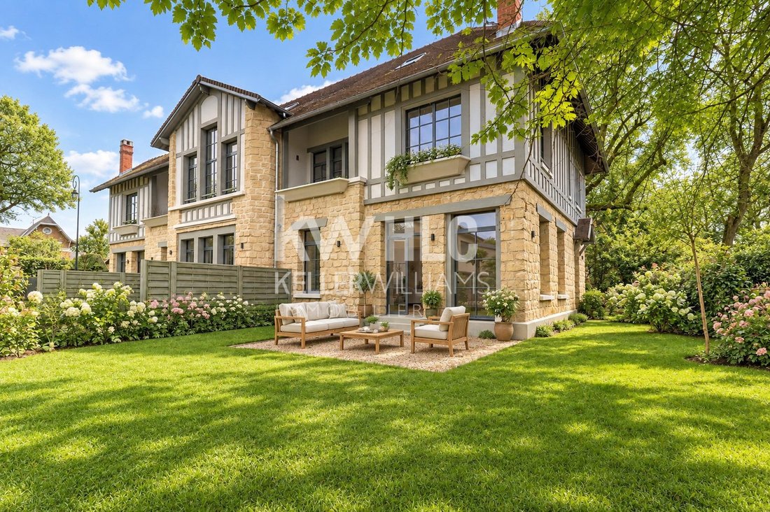 Apartment in Chateau de Vaucresson, Vaucresson, France 1 - 18928094