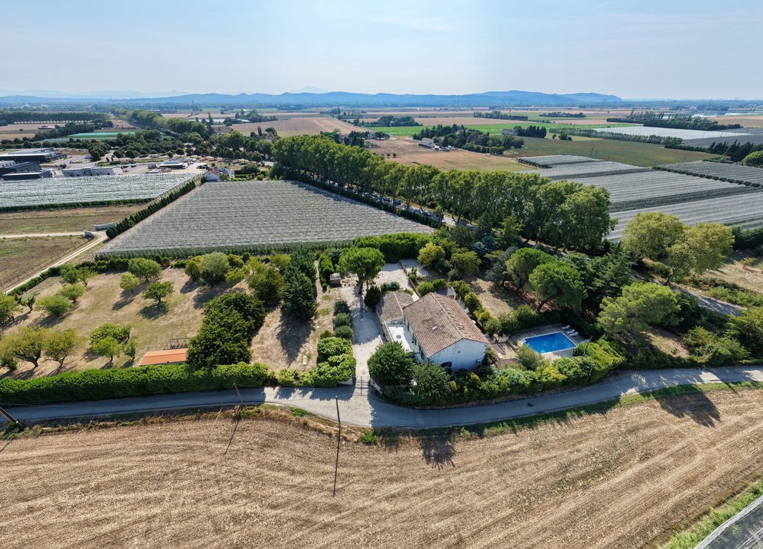 Country House in Lamotte-du-Rhone, Provence-Alpes-Côte d'Azur, France 3 - 18496348