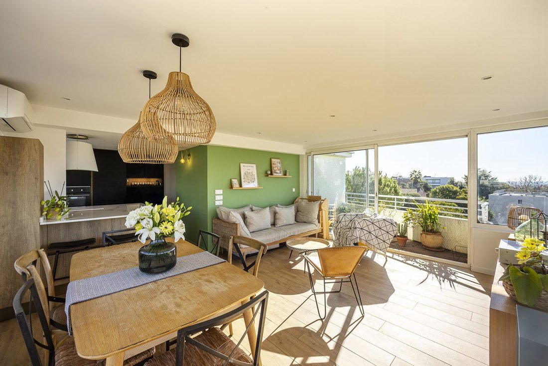 Apartment in Les Cougoulins-Rastines, Antibes, France 3 - 17536289