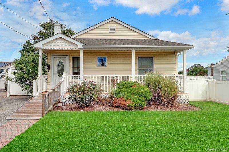 House in Amityville, New York, United States 1 - 18900819