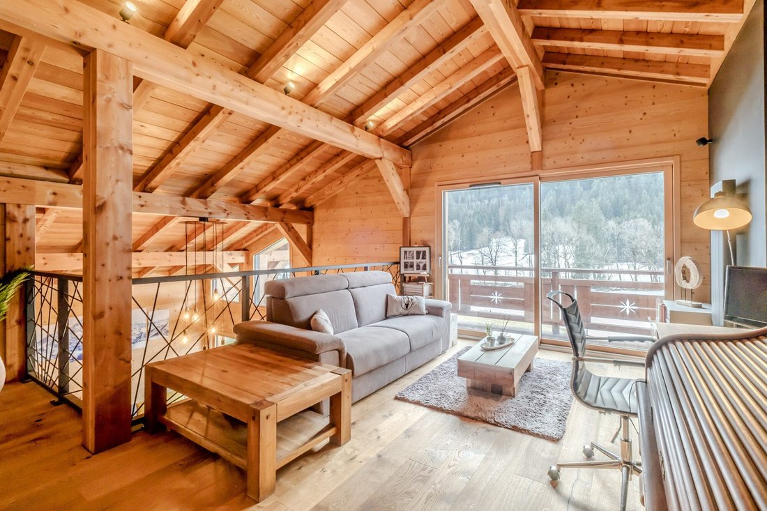 Chalet in La Chapelle-d'Abondance, Auvergne-Rhône-Alpes, France 3 - 16868097