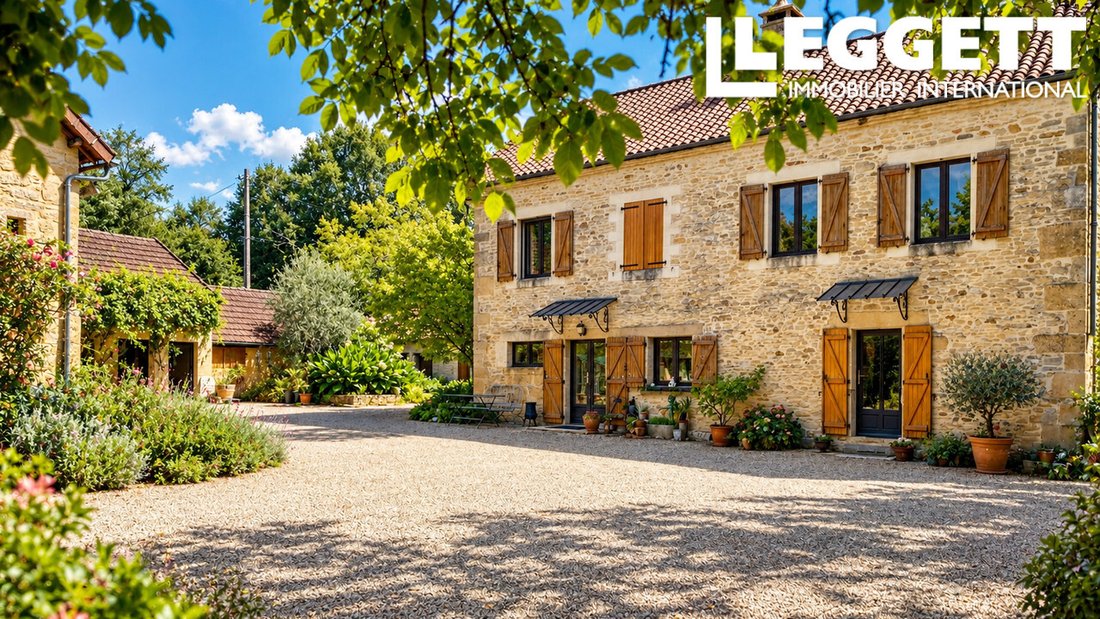 Casa en La Chapelle-Aubareil, Nueva Aquitania, Francia 1 - 18923917