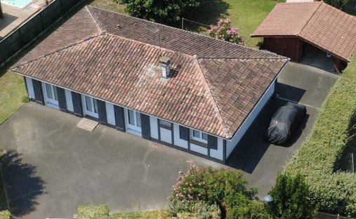 House in Seignosse, Nouvelle-Aquitaine, France 1