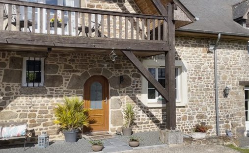 House in Brecé, Pays de la Loire, France 1