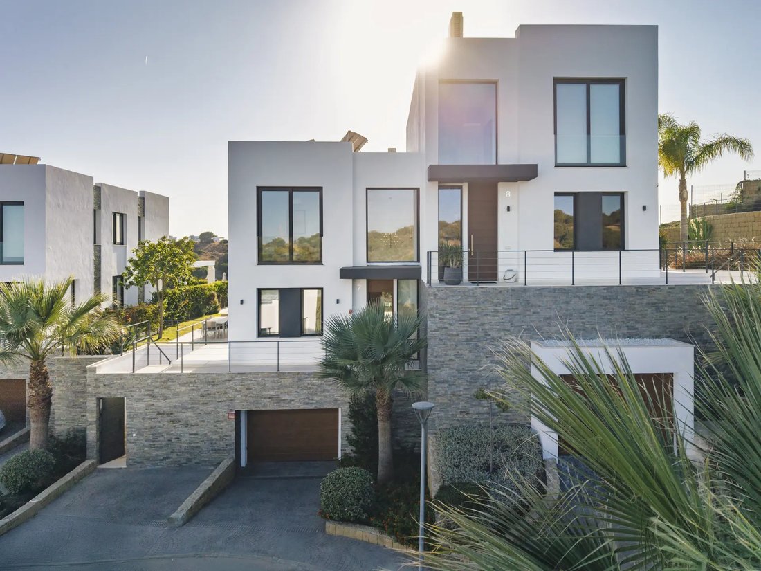 Villa in Sitio de Calahonda, Mijas, Spain 2 - 18926849