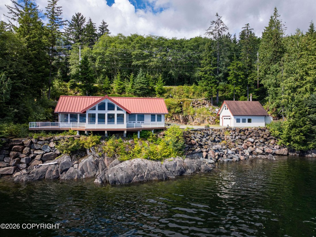 House in Ketchikan, Alaska, United States 1 - 18925732
