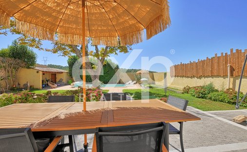 House in Coudoux, Provence-Alpes-Côte d'Azur, France 1