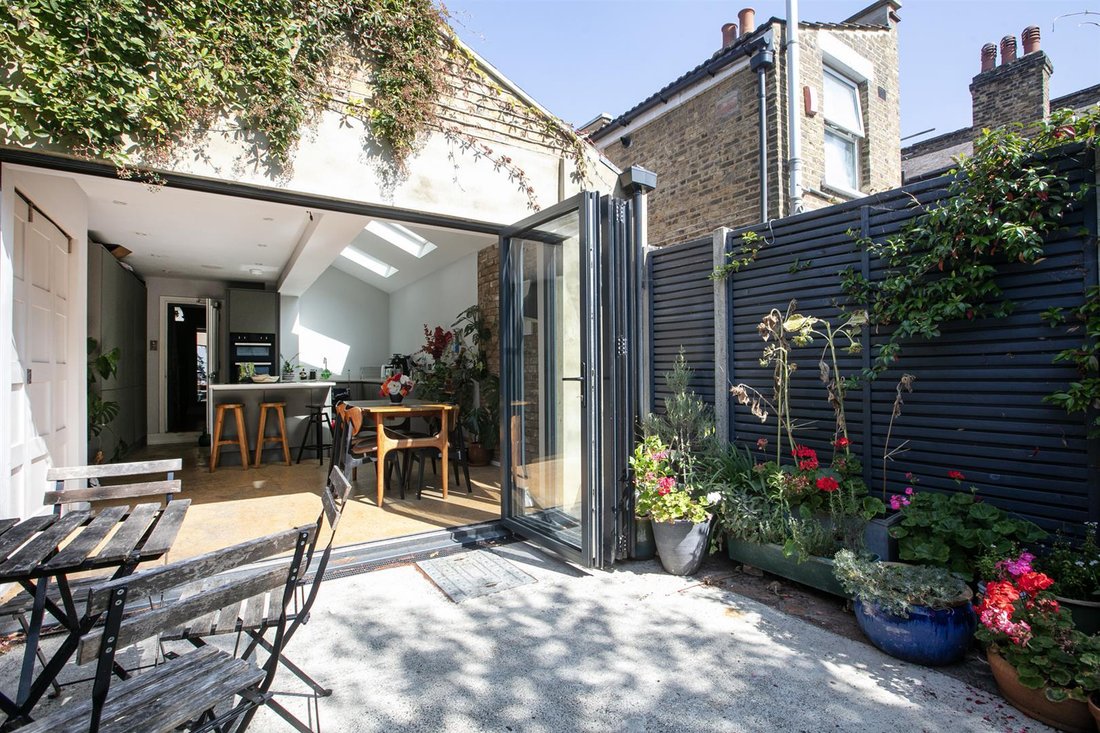 House in Nunhead, Southwark, England 2 - 18925317