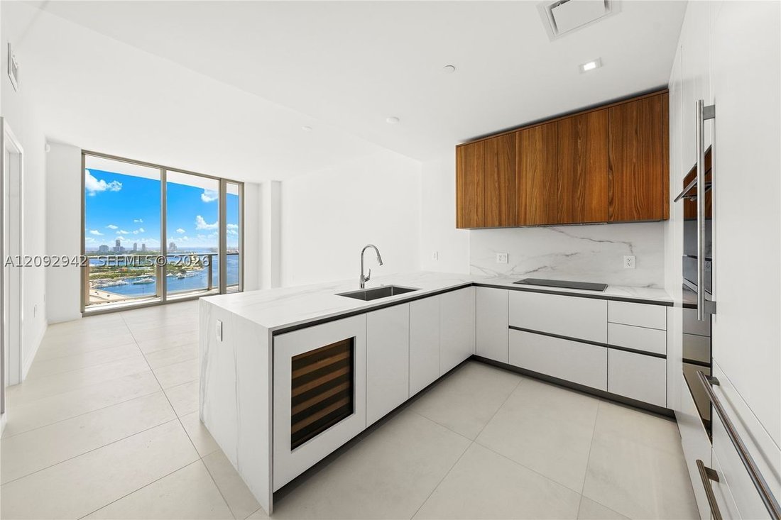 Condo in Miami, Florida, United States 4 - 18927703