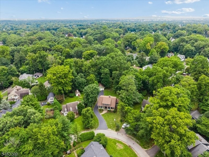 House in Glen Rock, New Jersey, United States 4 - 18925225