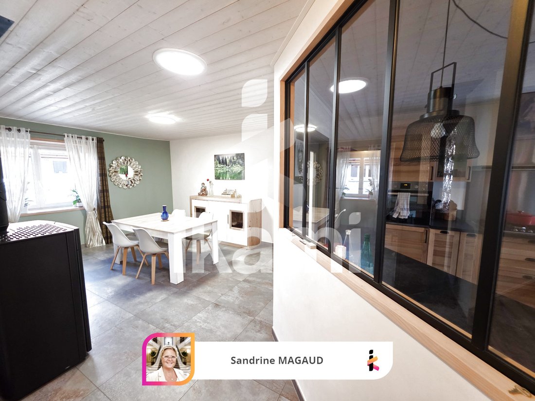 House in Lyaud, Auvergne-Rhône-Alpes, France 1 - 18122758
