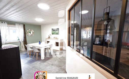 House in Lyaud, Auvergne-Rhône-Alpes, France 1