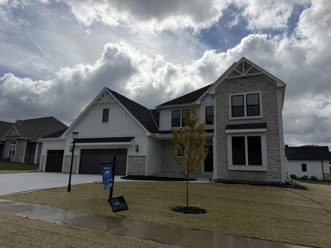 Casa a Menomonee Falls, Wisconsin, Stati Uniti 1 - 18248039