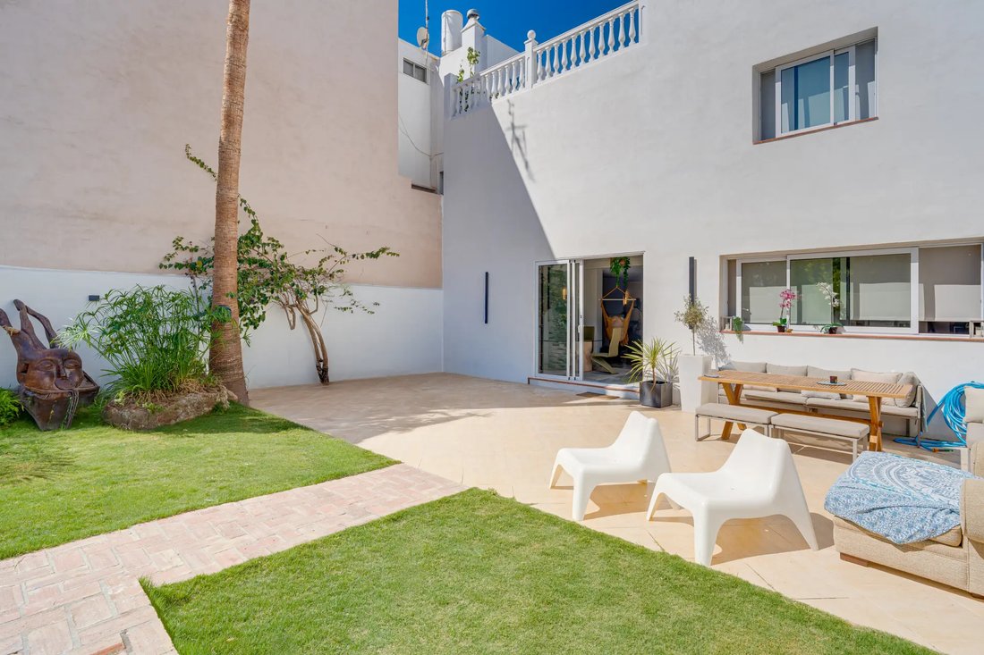 Townhouse in Estepona, Andalusia, Spain 1 - 18926416