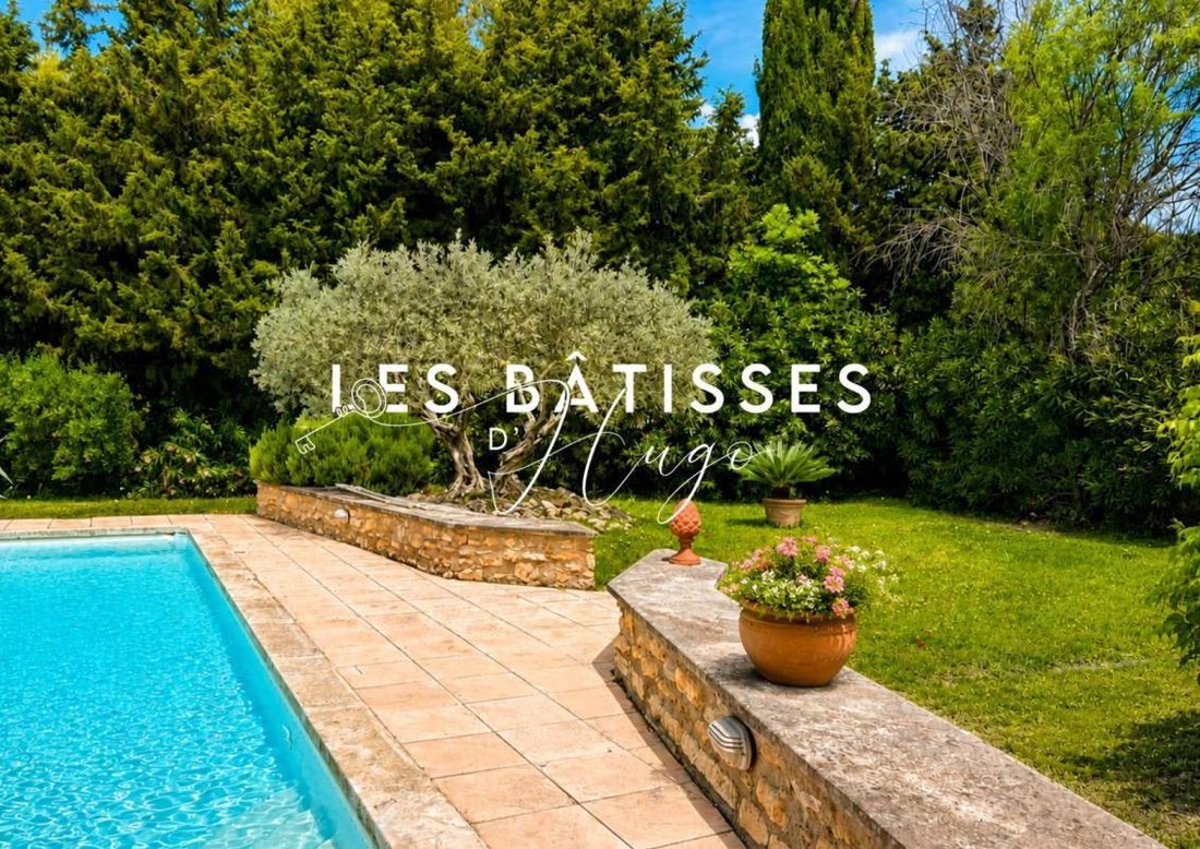 Haus in Fontvieille, Provence-Alpes-Côte d'Azur, Frankreich 1 - 18927055