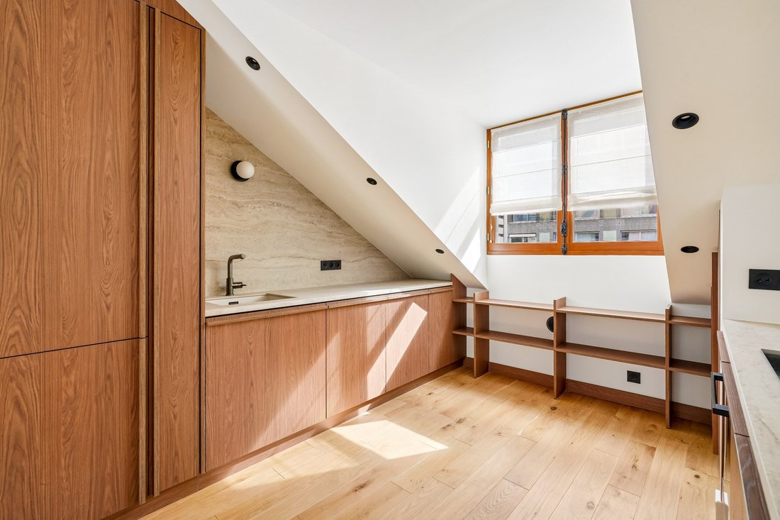 House in Cambronne-Garibaldi, Paris 15e Arrondissement, Paris 1 - 18927522