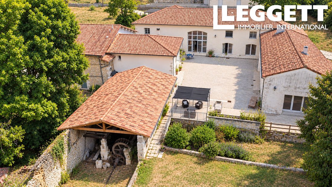 House in Saint-Maigrin, Nouvelle-Aquitaine, France 1 - 18923900
