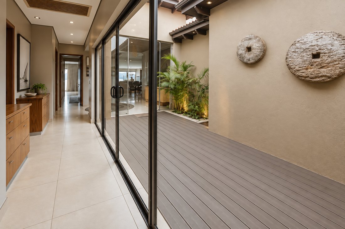 Estate in Hartbeespoort, North West, South Africa 1 - 18924322