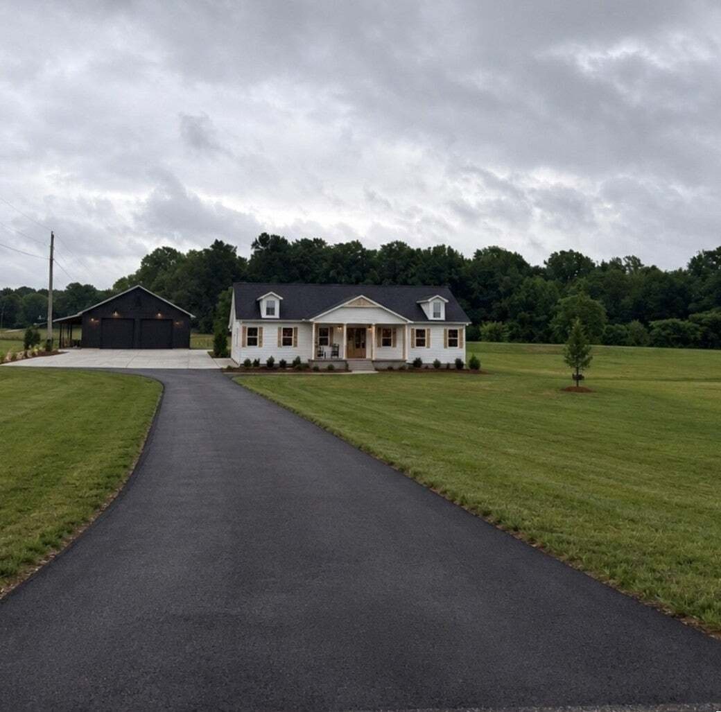 House in Springfield, Tennessee, United States 1 - 18925403