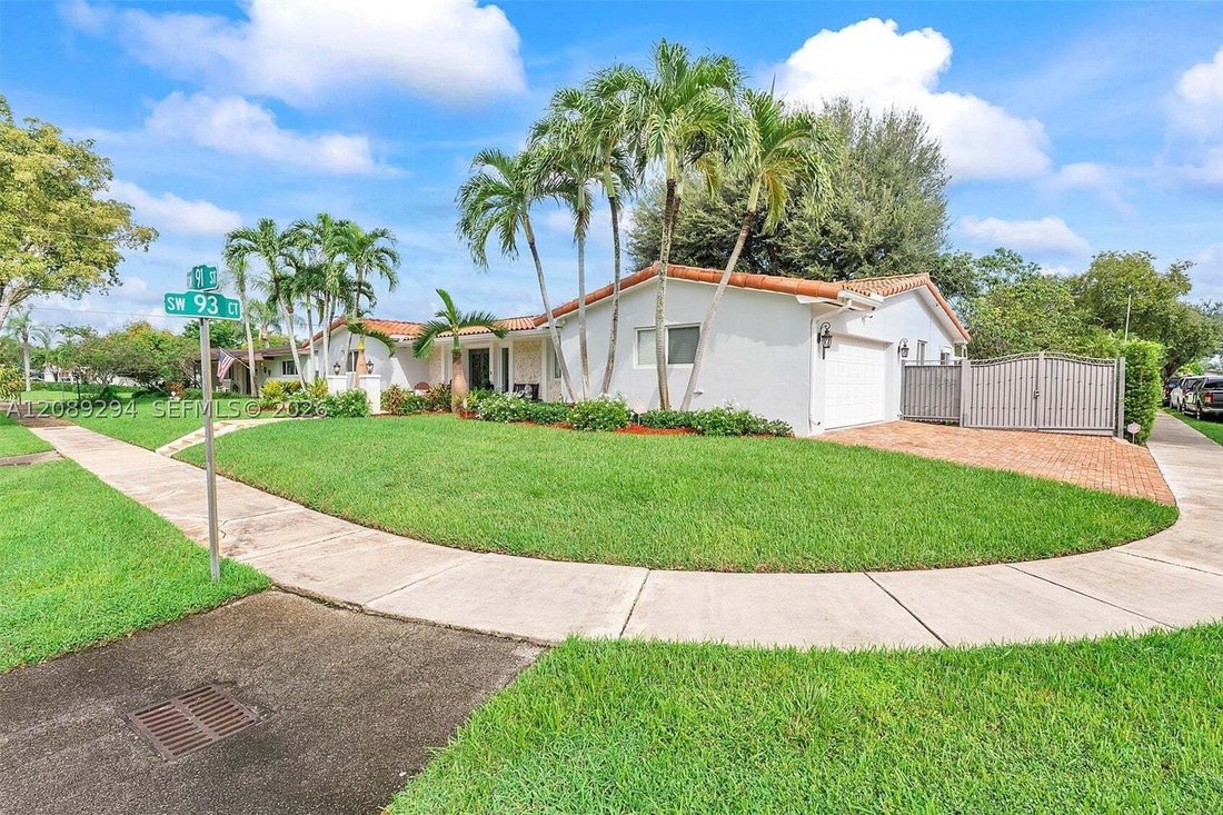 House in Miami, Florida, United States 2 - 18926136