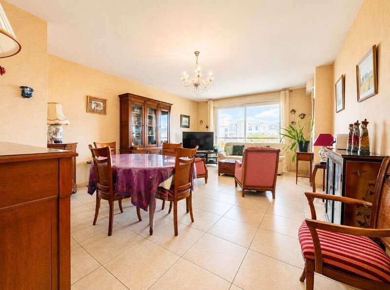 Apartment in Pontaillac, Royan, France 1 - 17448397