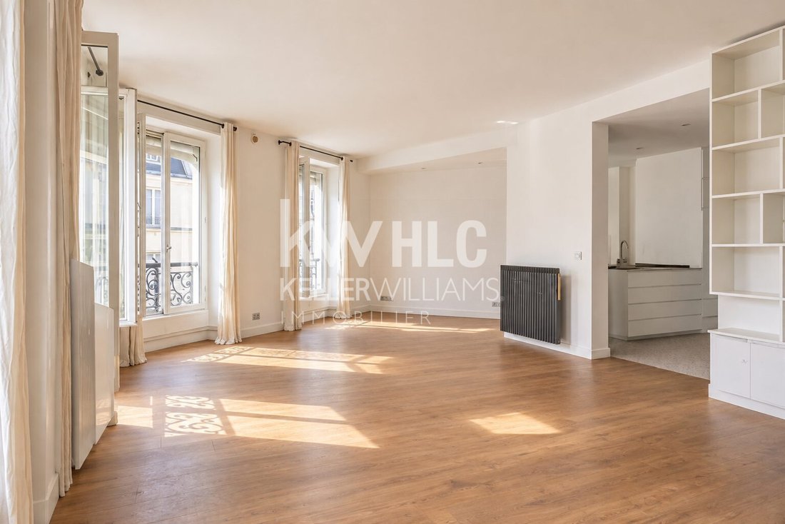 Apartment in Montorgueil-Saint Denis, Paris 2e Arrondissement, Paris 4 - 18928049