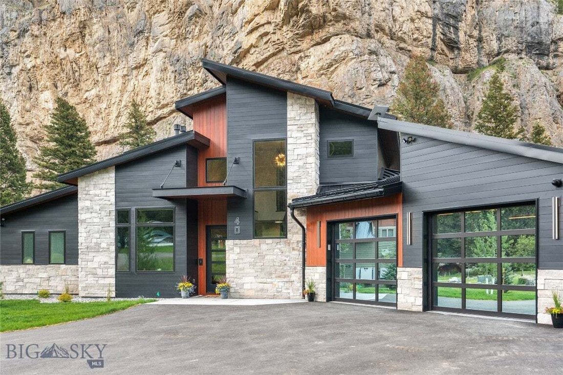 House in Gallatin Gateway, Montana, United States 2 - 18926834