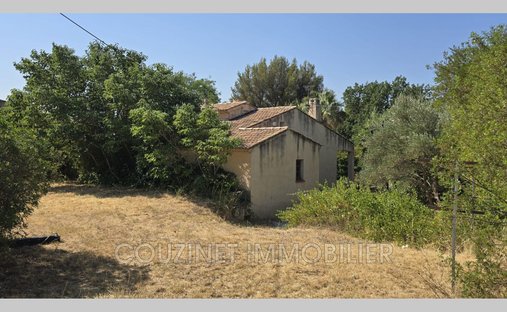 Villa in Centre Ville, Le Beausset, France 1