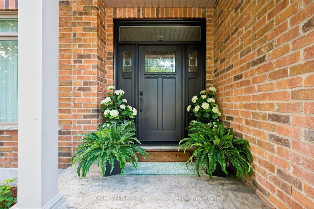 House in Waterloo, Ontario, Canada 3 - 18925246