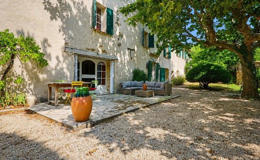 Country House in La Roquebrussanne, Provence-Alpes-Côte d'Azur, France 1