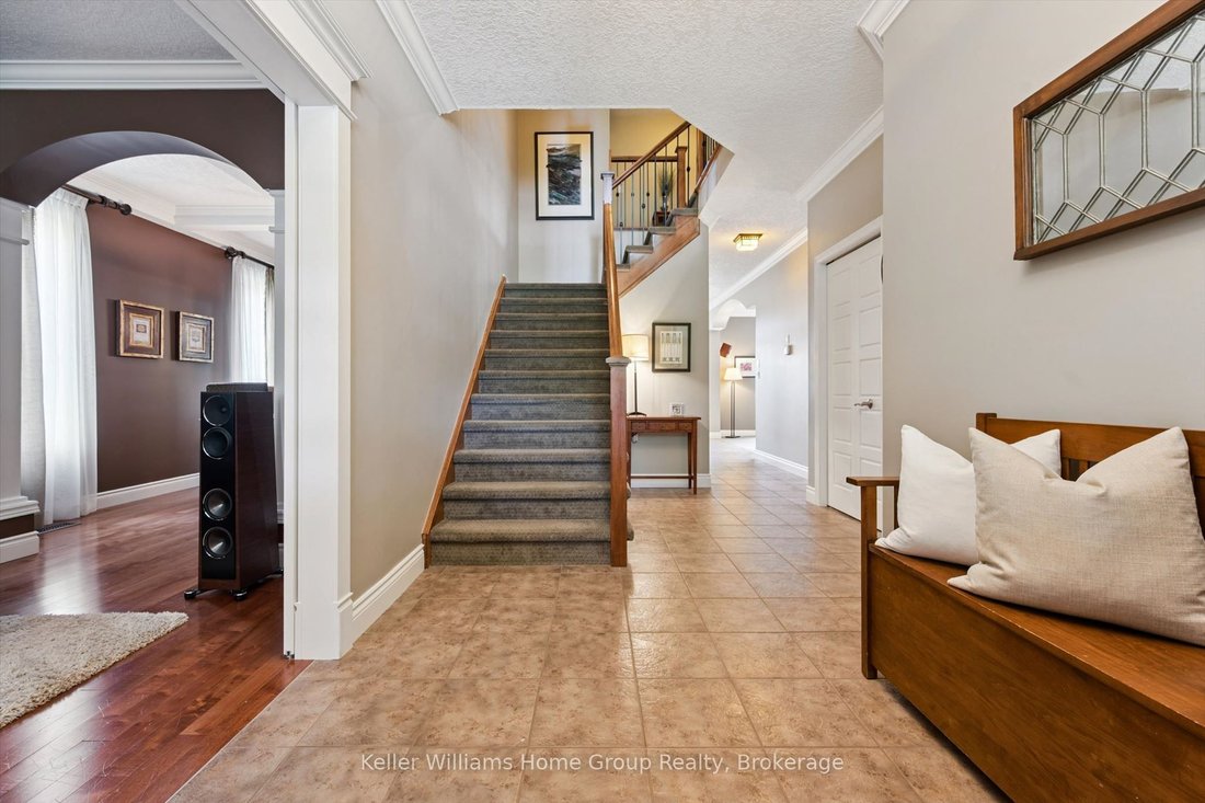 House in Waterloo, Ontario, Canada 5 - 18925246
