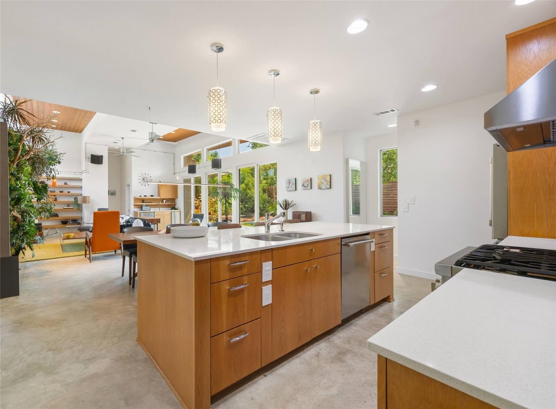 House in Austin, Texas, United States 5 - 18926700