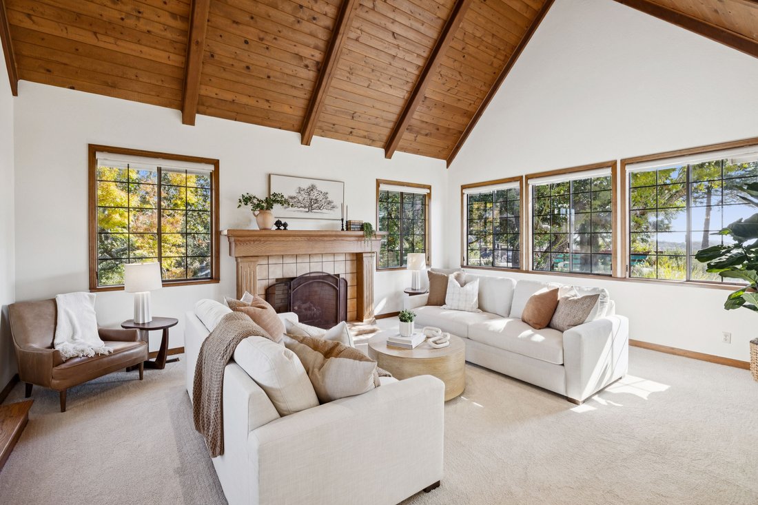 House in Novato, California, United States 4 - 18924501