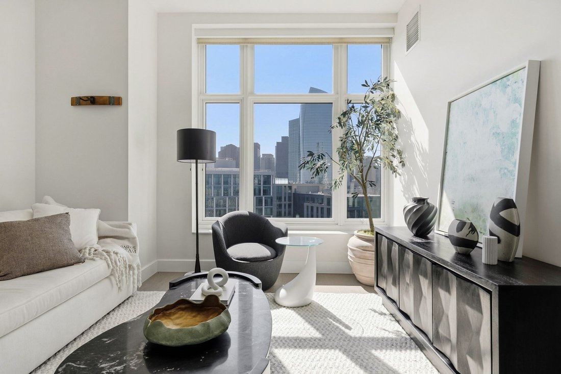 Condo in Boston, Massachusetts, United States 3 - 18926718