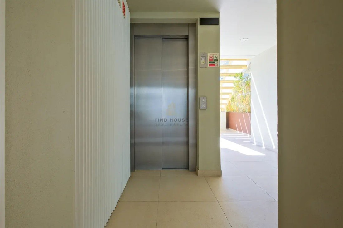 Apartment in Misericordia, Lisbon, Portugal 5 - 18924894