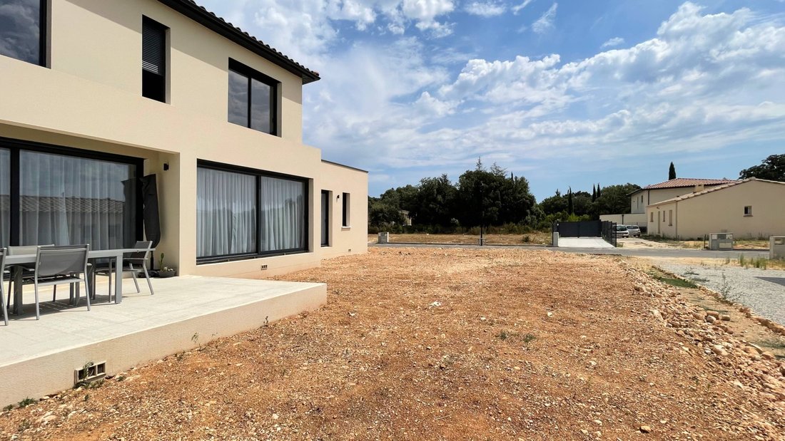 Villa à Uzès, Occitanie, France 2 - 18923997