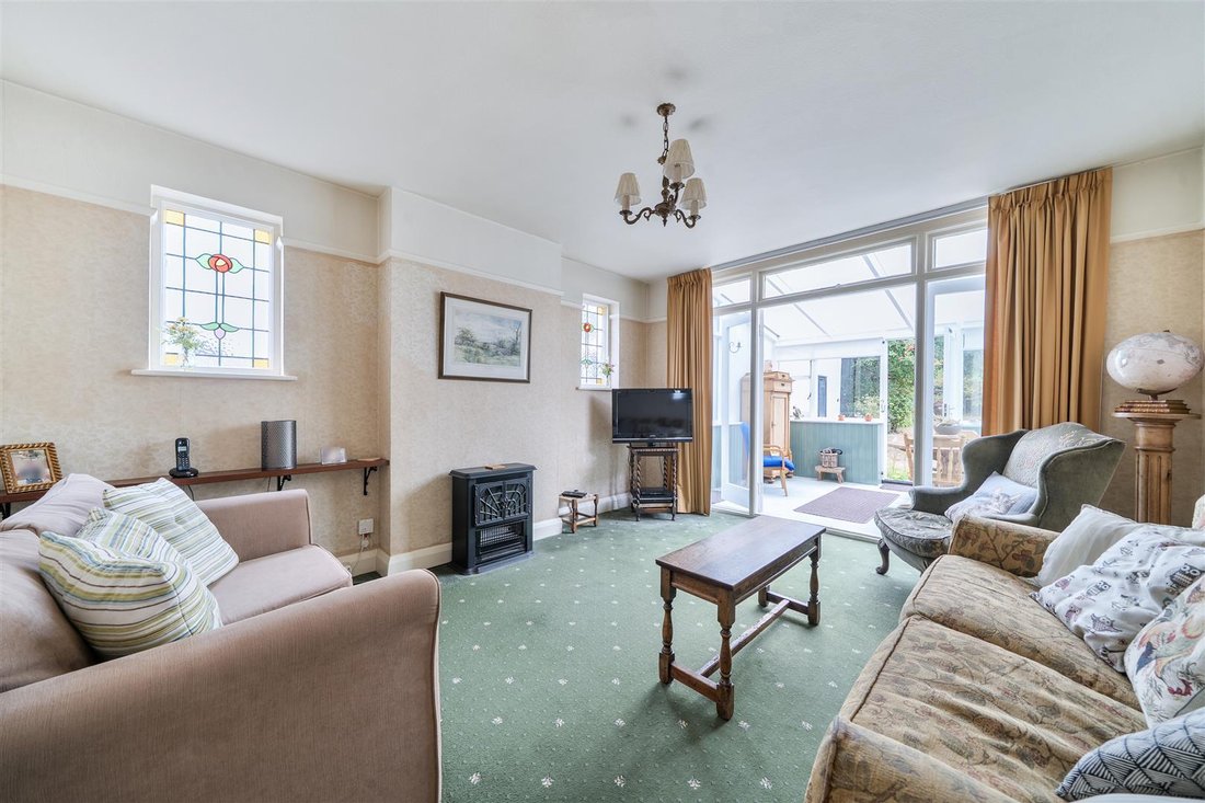 House in Petts Wood, Bromley, England 3 - 18925552