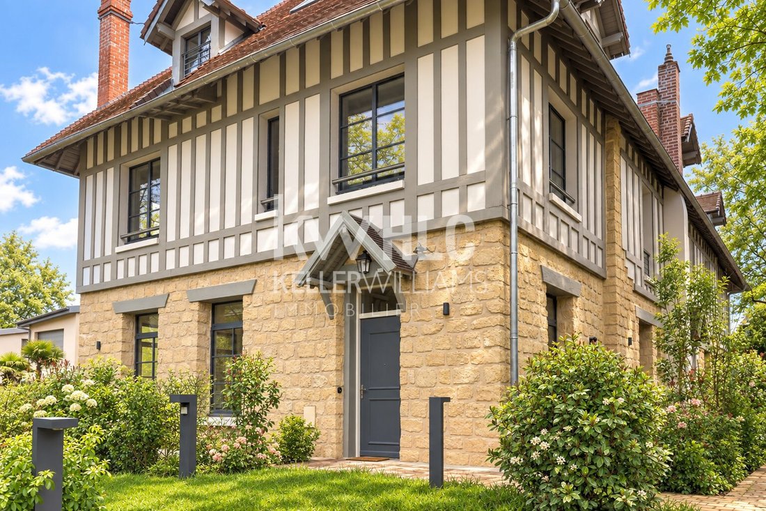 Apartment in Chateau de Vaucresson, Vaucresson, France 2 - 18928094