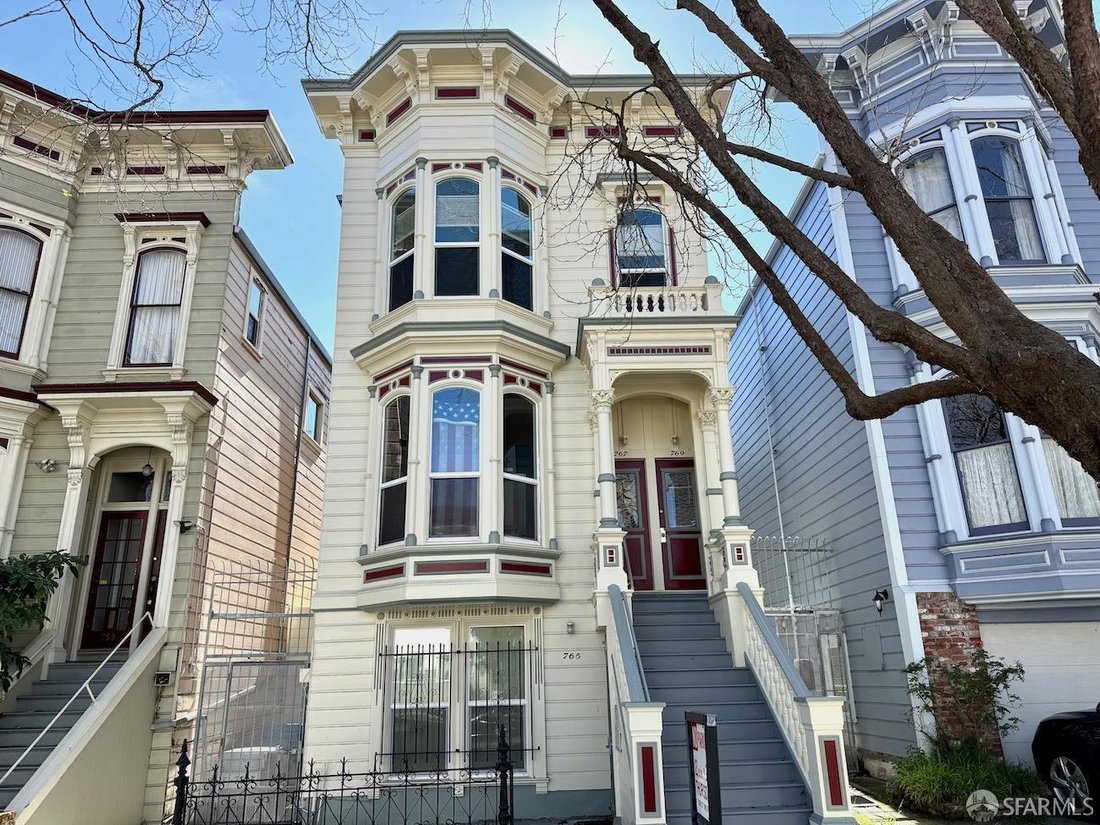 San Francisco, California, United States 1 - 18925097