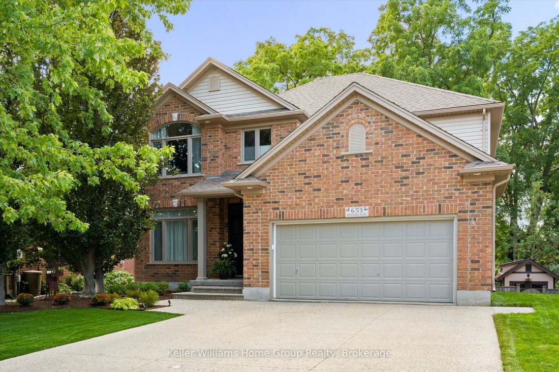 House in Waterloo, Ontario, Canada 2 - 18925246