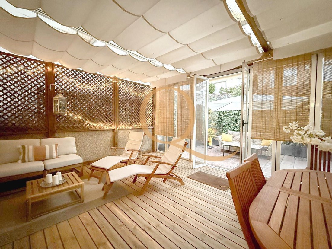 Townhouse in Barajas, Madrid, Spain 1 - 18923700